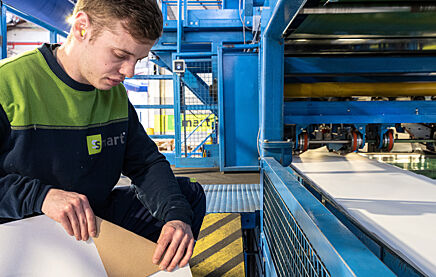 4b9084eb-a7b5-4e98-958a-2be36bdcbf41